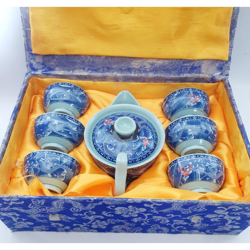 Chinese doos met theeset